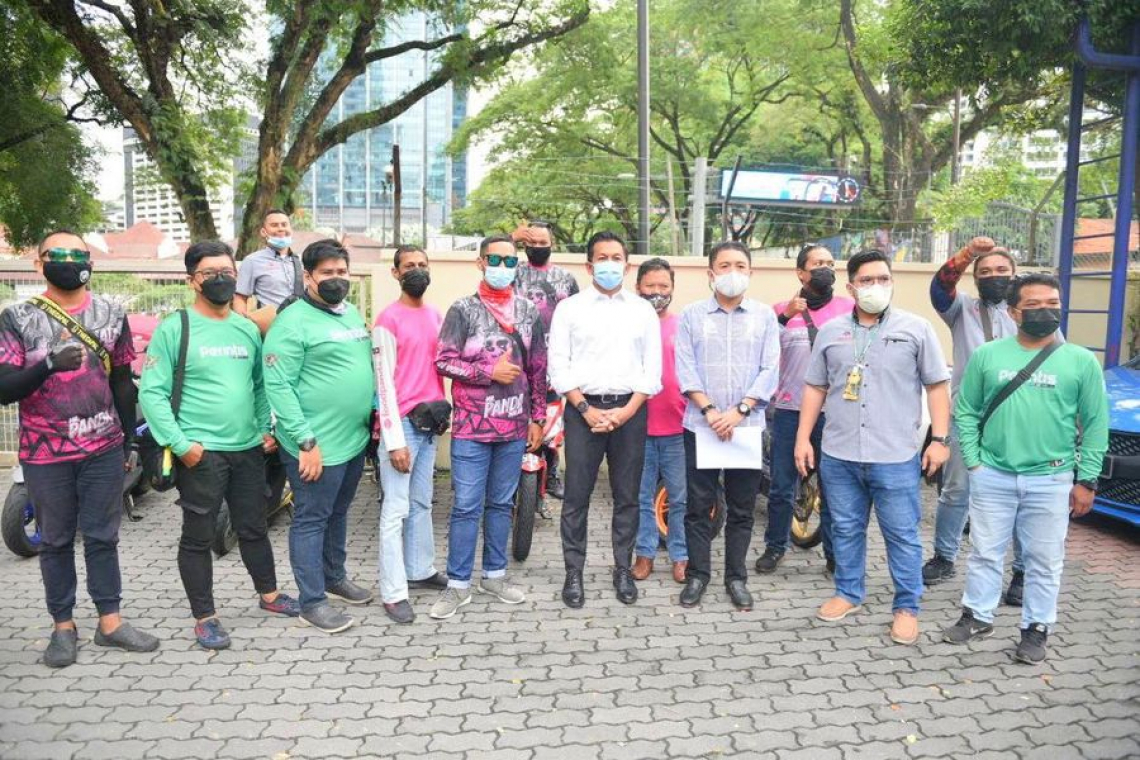 Sesi Turun Padang #Bajet2022 Bersama Para Penghantar Makanan